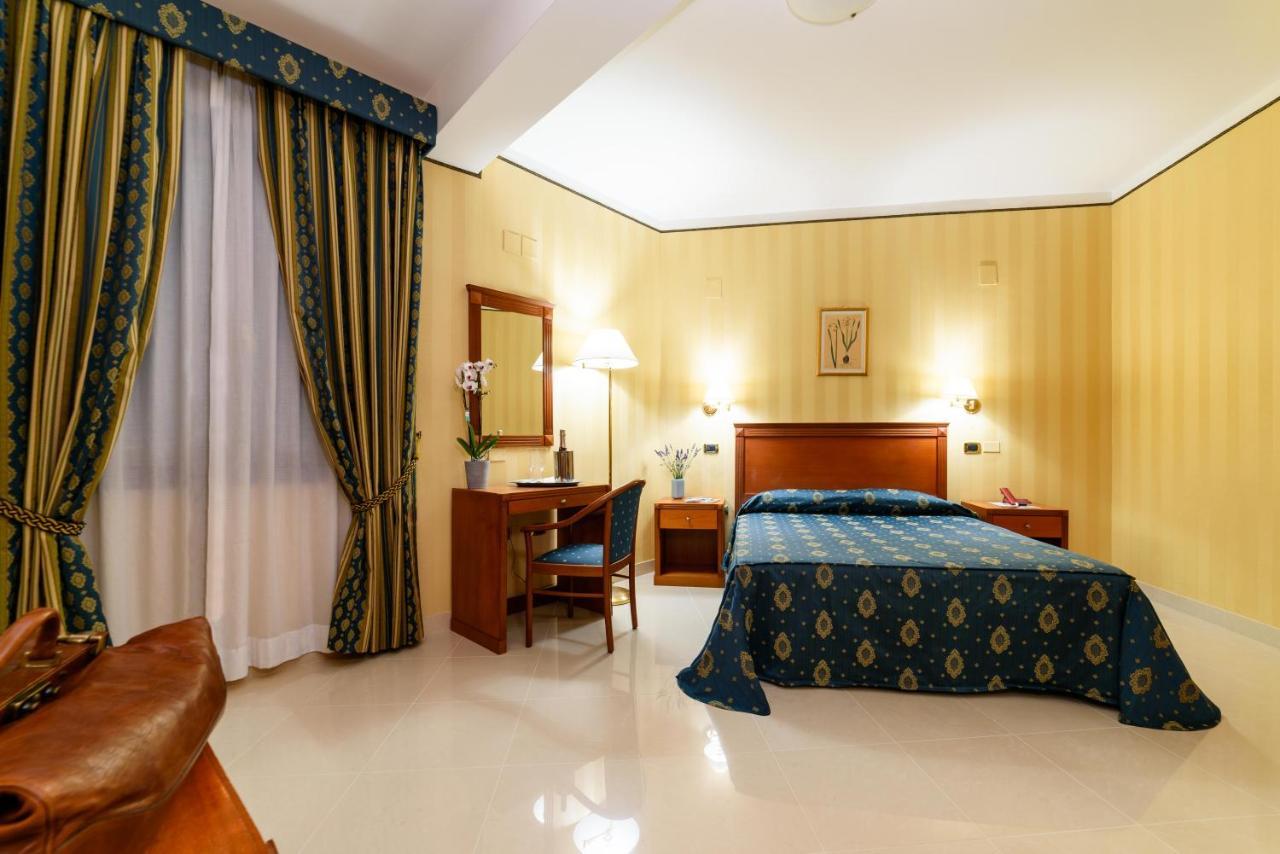 Hotel Hermitage Polla Luaran gambar